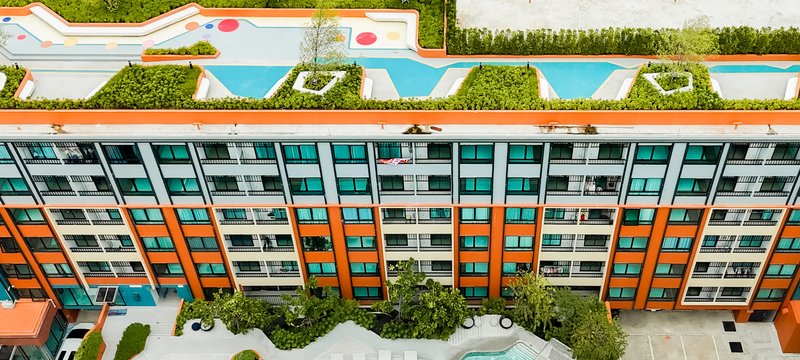 Rooftop Pool & Sky Garden